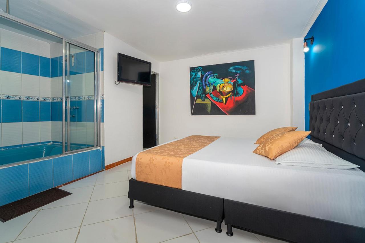Hotel Barcelona Estadio Медельин Экстерьер фото